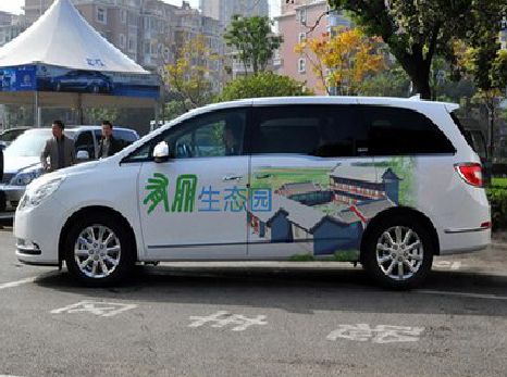 南江户外车贴喷绘如何保持效果?